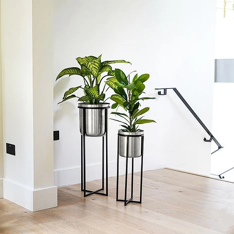 Calla Planter Stand Black/Pewter H58CM D22CM 4 Calla Planter Stand Black/Pewter H58CM D22CM - Image 2