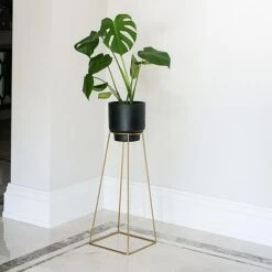 Minimo Plant Stand In Gold H40Cm D21Cm