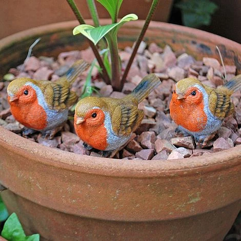 3 Pot Topping Robin Bird Garden Ornaments 7 3 Pot Topping Robin Bird Garden Ornaments - Image 5